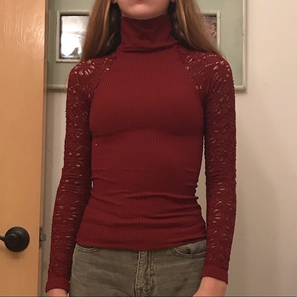 New Maroon Turtle Neck